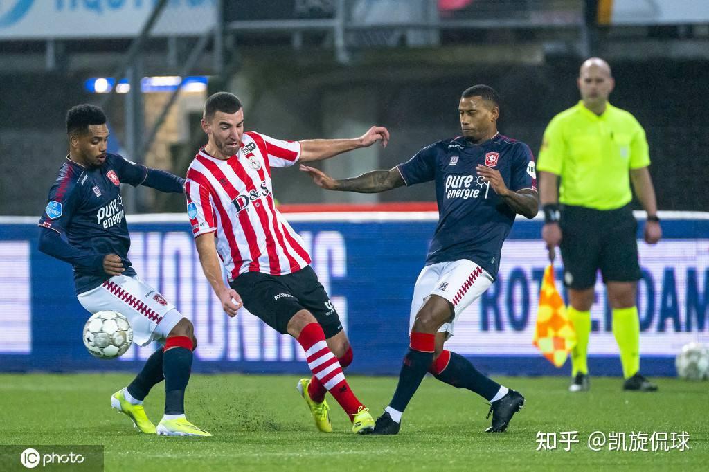 老特拉福德 老特拉福德